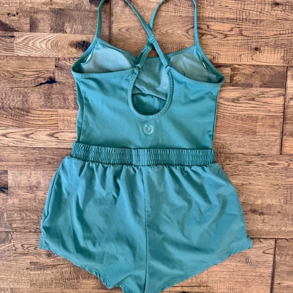 Victoria's Secret Pink Ultimate Runsie Workout Romper Built In Bra Size S K‎